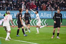 Claude-Maurice debuta con gol con el Augsburg, que vence 2-1 al Gladbach