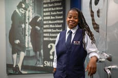Más mujeres negras y latinas encabezan sindicatos en EEUU, y transforman su forma de trabajar