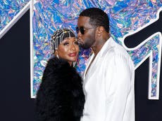 Madre de Puff Daddy lo defiende: “Mentiras para llevar a mi hijo a juicio”