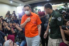 Indonesia arresta a hombre buscado en China por ayudar a llevar a cabo estafa de inversiones