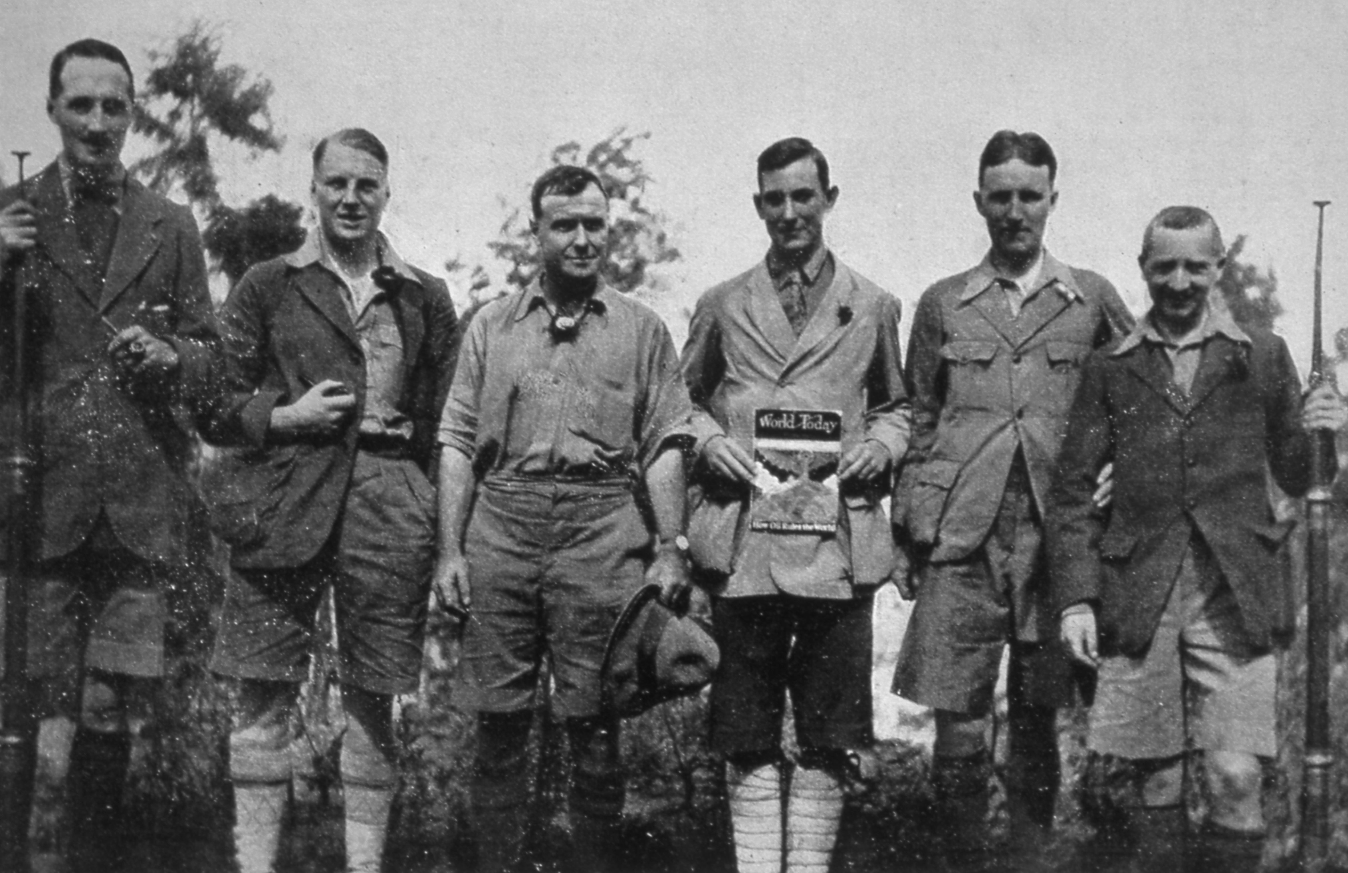 Andrew “Sandy” Irvine, George Mallory, Edward Felix Norton (API/Gamma-Rapho via Getty Images)