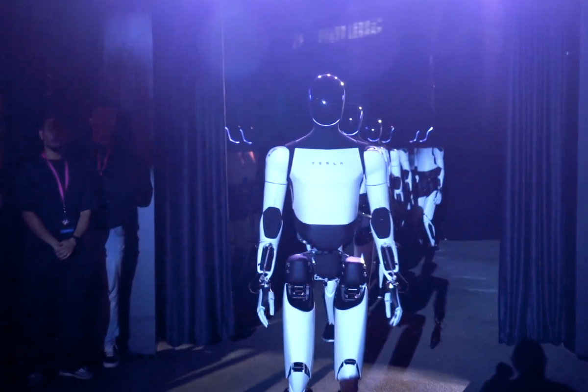 La espeluznante confesión de Optimus, el nuevo robot de Tesla de Elon ...