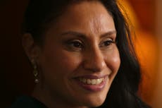 ‘Sweet Bobby’: Kirat Assi fue manipulada por un perfil falso durante 10 años