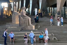 Museo que exhibe más de 100.000 tesoros antiguos de Egipto abre sus puertas a modo de prueba