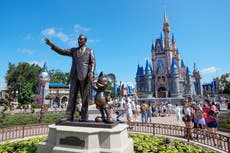 Disney lanza un nuevo pase de fila rápida para sus parques temáticos de EEUU