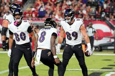 Jackson lanza para 281 yardas y 5 TDs para guiar a Ravens a victoria 41-31 sobre Buccaneers