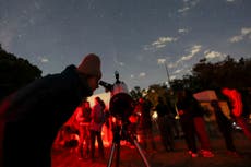 Astrónomos aficionados protegen el cielo nocturno de México para la próxima generación