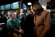 Harris y Walz recorren el país para visitar los siete estados más disputados