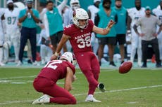 Cardinals ganan 28-27 por un gol de campo y arruinan retorno de Tagovailoa con Dolphins