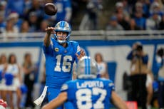 Jared Goff lanza 3 pases de touchdown y los Lions hilan 5to triunfo al dominar a los Titans, 52-14