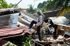 Un fuerte tifón se acerca a Filipinas, donde muchos refugios siguen llenos tras otra tormenta