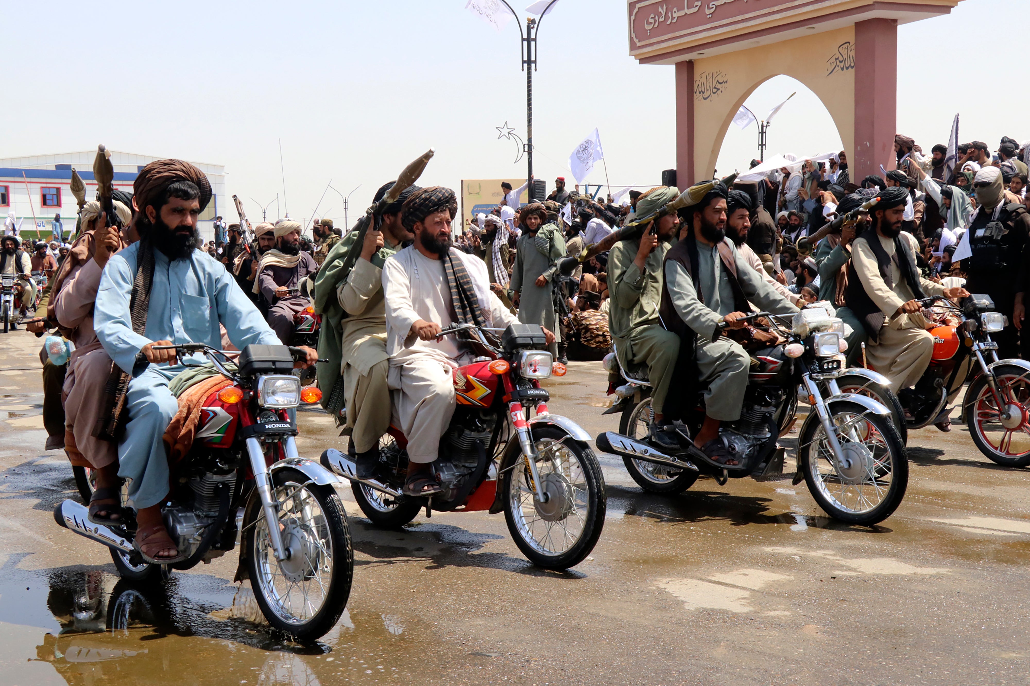 AFGANISTAN MUJERES