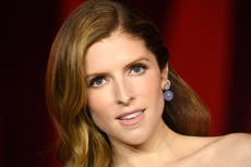 Anna Kendrick donó las ganancias de película de Netflix a organización benéfica