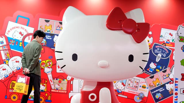 A los 50, Hello Kitty es tan "kawaii" y lucrativa como siempre | Independent Español
