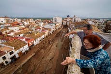 “El ruido del agua lo tenemos grabado a fuego”, dice sobreviviente de las inundaciones en España