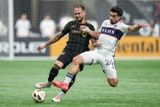 Gauld, Takaoka y dos goles en propia puerta dan triunfo a Whitecaps 3-0 sobre LAFC