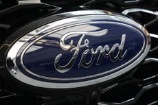 Agencia de EEUU concluye investigación de fallas en motores Ford tras llamado a reparación