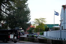 Dos adolescentes suecos enfrentan cargos por explosiones cerca de la embajada de Israel en Dinamarca