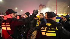 Policía de Ámsterdam: 5 hospitalizados y 62 detenidos tras ataques a hinchas de fútbol israelíes