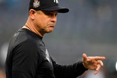 Aaron Boone ite fastidio por críticas a la defensa de Yankees tras desastre en la Serie Mundial