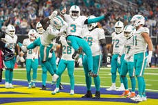 Tyreek Hill logra captura clave de TD y los Dolphins superan 23-15 a Rams