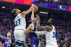 Edwards y Wolves vencen a Kings por 130-126 en alargue pese a récord de 60 puntos de Fox