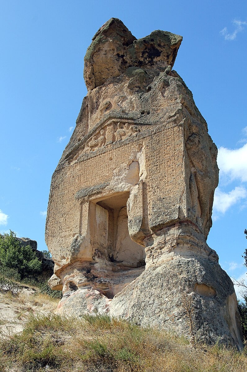 Monumento Arslan Kaya en la antigua Frigia, en parte del territorio de la actual Turquía