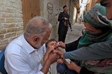 Pakistán reporta nuevo caso de polio en el noroeste, el total nacional asciende a 50 este año