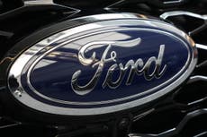 Ford recortará empleos en Europa por transición a vehículos eléctricos y dificultades económicas