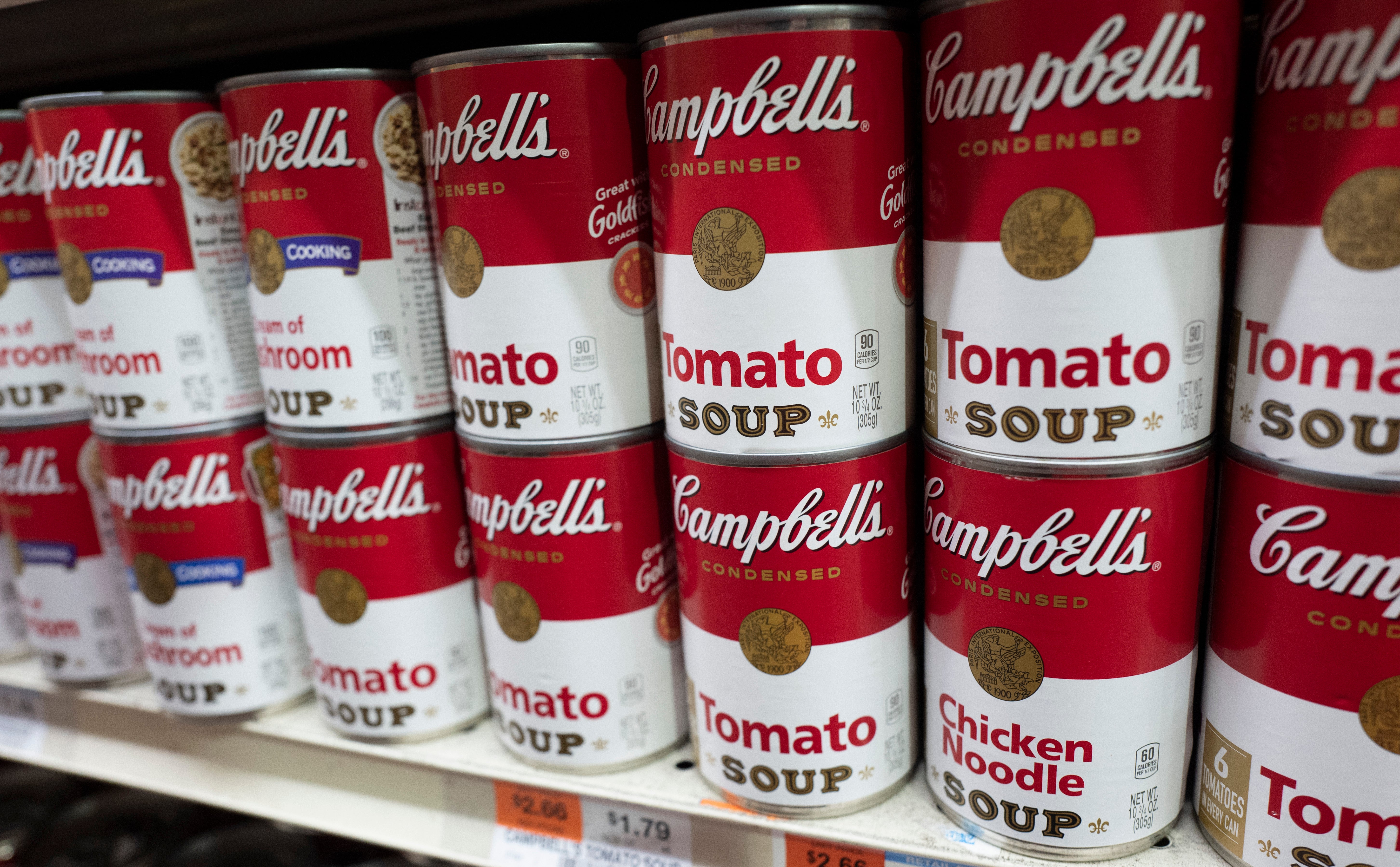 Un exempleado de Campbell’s Soup afirmó que el vicepresidente de la marca dijo que el producto era “m**rda para la gente pobre”