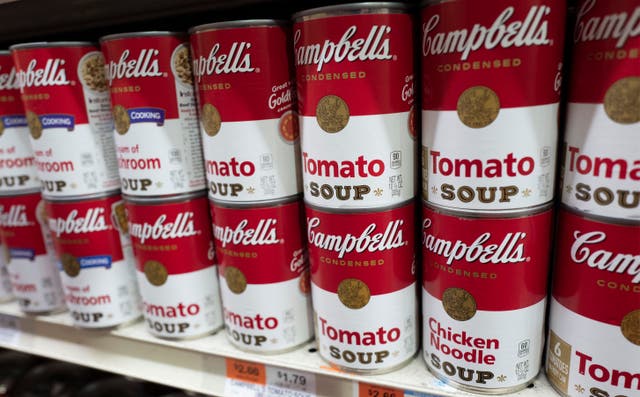 <p>Un ex empleado de Campbell’s Soup afirmó que el vicepresidente de la marca dijo que el producto era “m*da para gente pobre”</p>