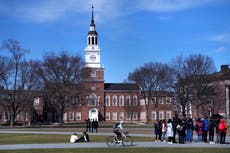 Nueva Hampshire: Grupo universitario acusado por ahogamiento de estudiante