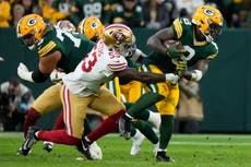 Los Packers aplastan 38-10 a los 49ers mermados con tres TDs de Josh Jacobs