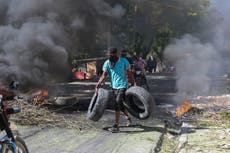 Dos vuelos de ONU con asesores policiales y funcionarios llegarán a Panamá desde Haití por violencia