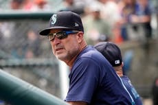 Manny Acta regresa como coach de banca de Mariners con el mánager Dan Wilson