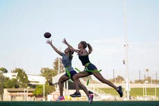 Campamentos de talento de flag football buscan estrellas emergentes en EEUU