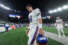 Daniel Jones firma con los Vikings tras su salida de Giants