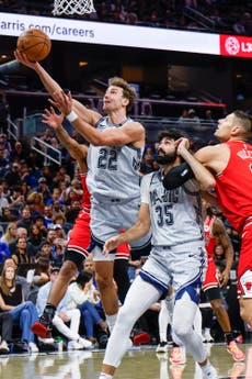 El Magic de Orlando supera 133-119 a los Bulls de Chicago, con récord de Suggs