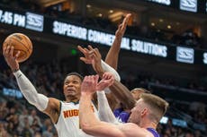 NBA multa a Westbrook por gesto obsceno en la aplastante derrota de Nuggets ante Knicks