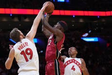 Butler anota 26, Herro 23 y Adebayo logra triple-doble en victoria de Miami 121-111 sobre Toronto