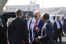 Biden llega a Angola para su esperada visita al África subsahariana