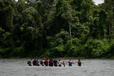 Cruces de migrantes por la jungla del Darién caen un 40% en lo que va del año