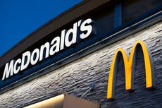 EEUU cierra investigación sobre brote de E. coli en cebollas de hamburguesas de McDonald’s