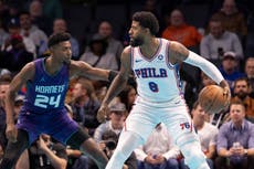 Paul George y Tyrese Maxey lideran victoria de 76ers 110-104 sobre Hornets