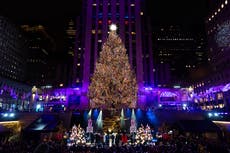 Encienden las luces del árbol de Navidad del Centro Rockefeller de Nueva York