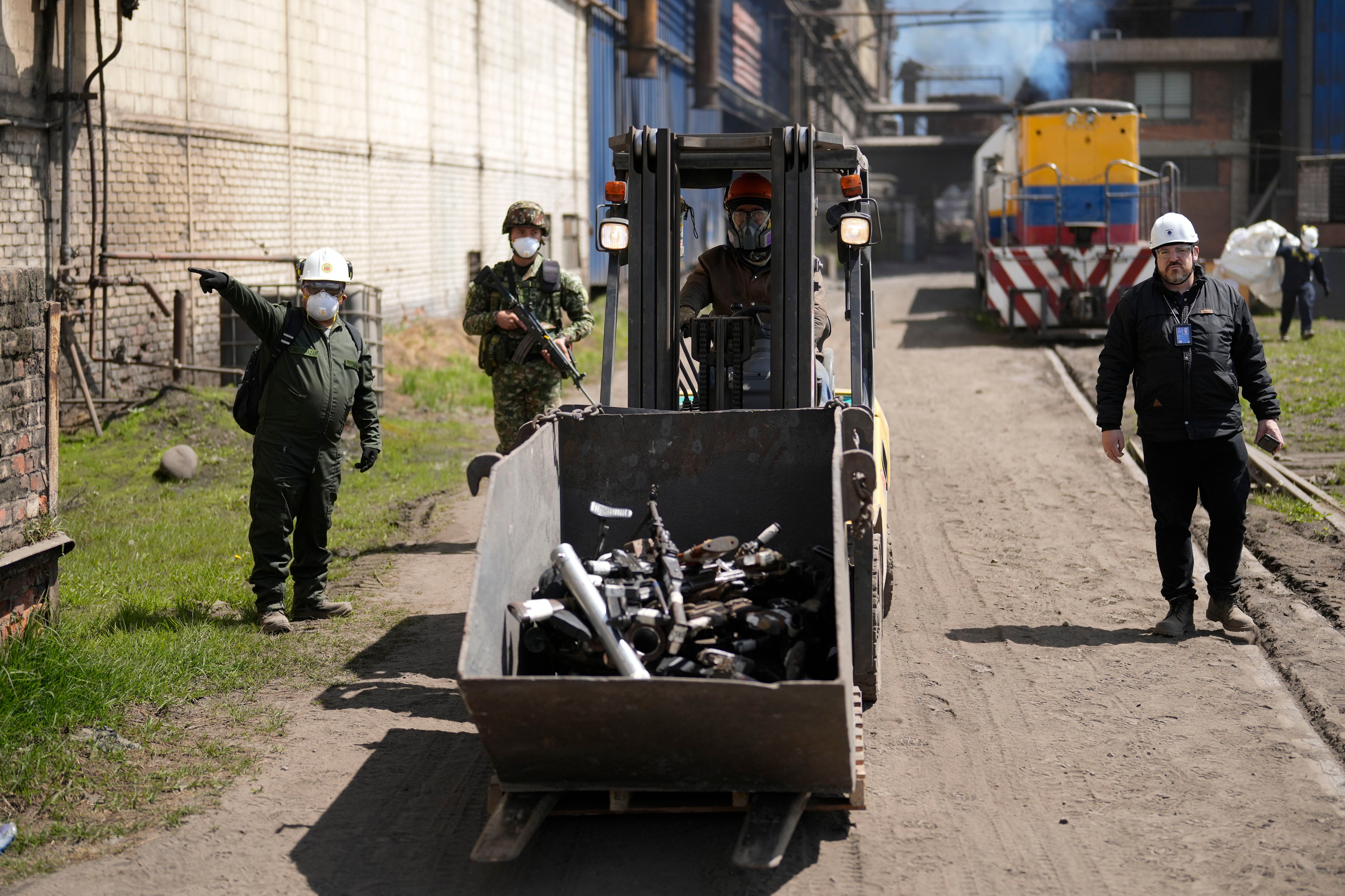 COLOMBIA-ARMAS FUNDIDAS