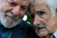 El expresidente de Uruguay José Mujica recibe las máximas distinciones de Brasil y Colombia