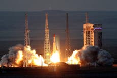 Irán dice que realizó un lanzamiento espacial exitoso dentro de un programa criticado por Occidente