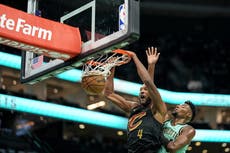 Mobley firma 41 puntos y Cavaliers vencen 116-102 a Hornets