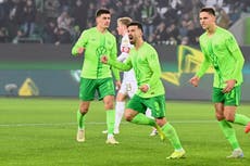 Wolfsburg remonta tres veces y vence 4-3 a Mainz en la Bundesliga